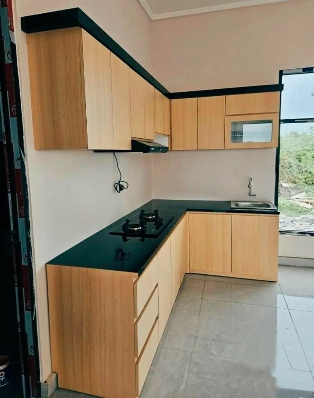 Amigo L shaped Kitchen Cabinets