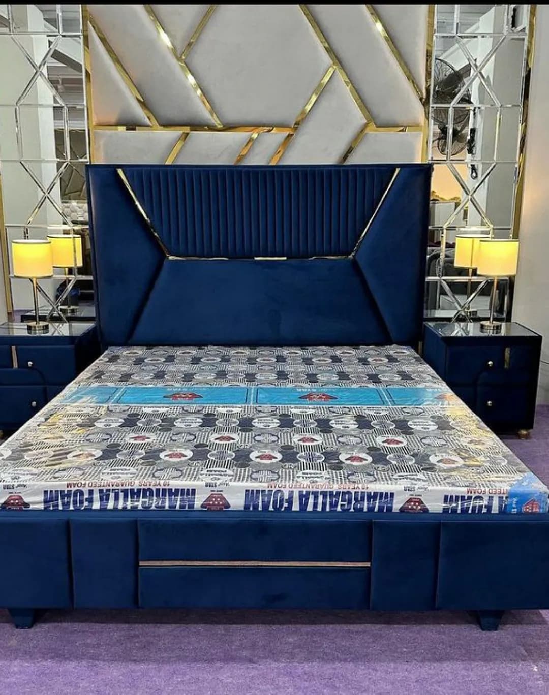 Eos Cobalt blue bed