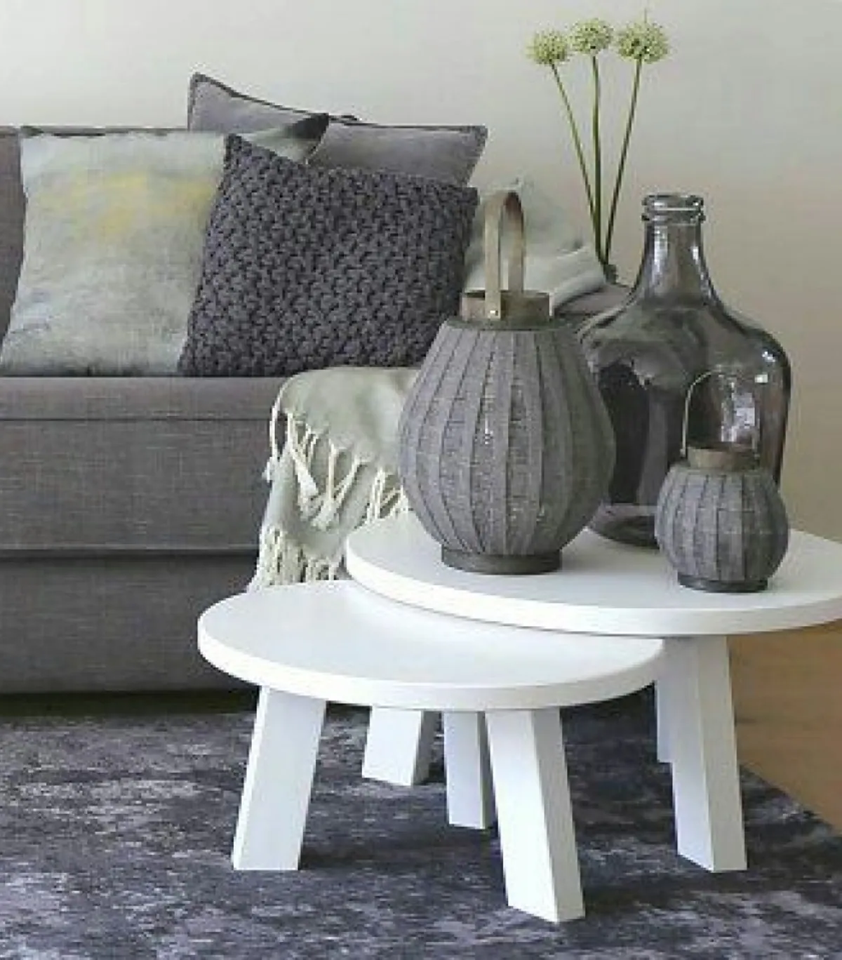 Oval White 2 Center Piece Set (Available on order)